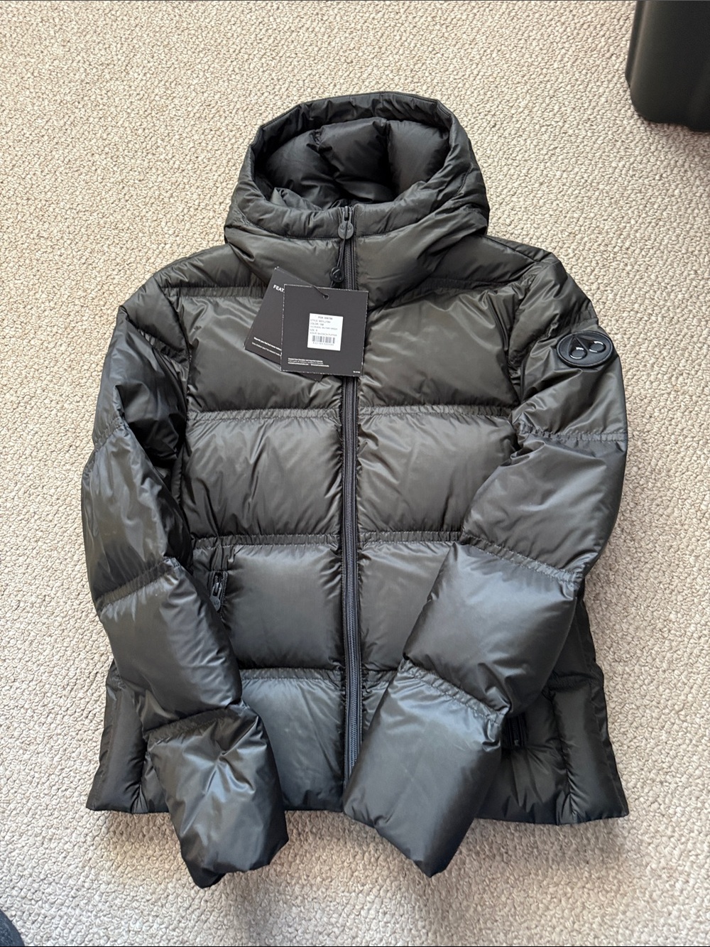 Moose Knuckles Baddeck Puffer in Military Green